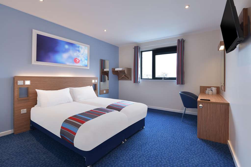 Travelodge Barnsley Szoba fotó